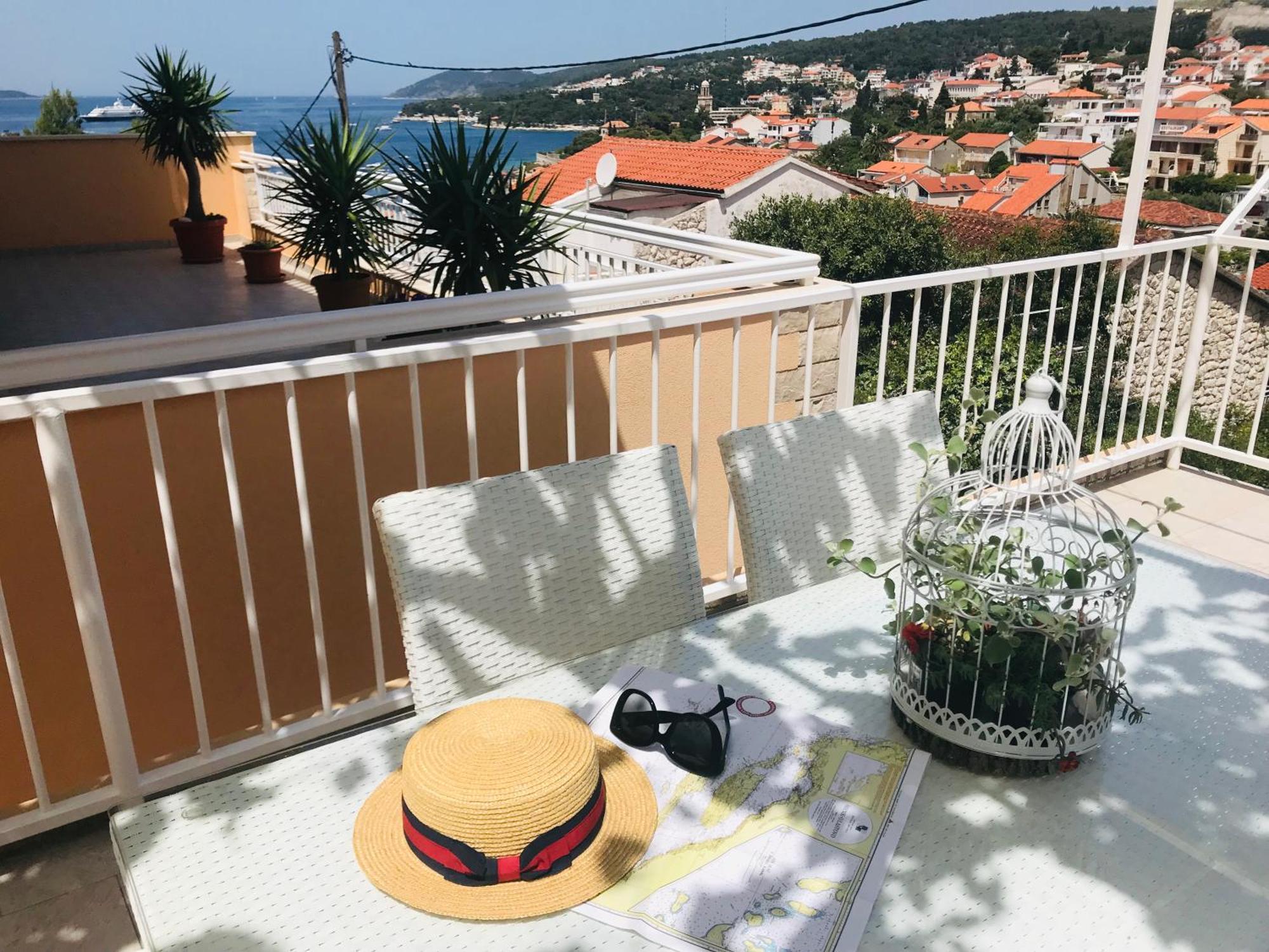 Apartments Sunny Elza Hvar Town Esterno foto