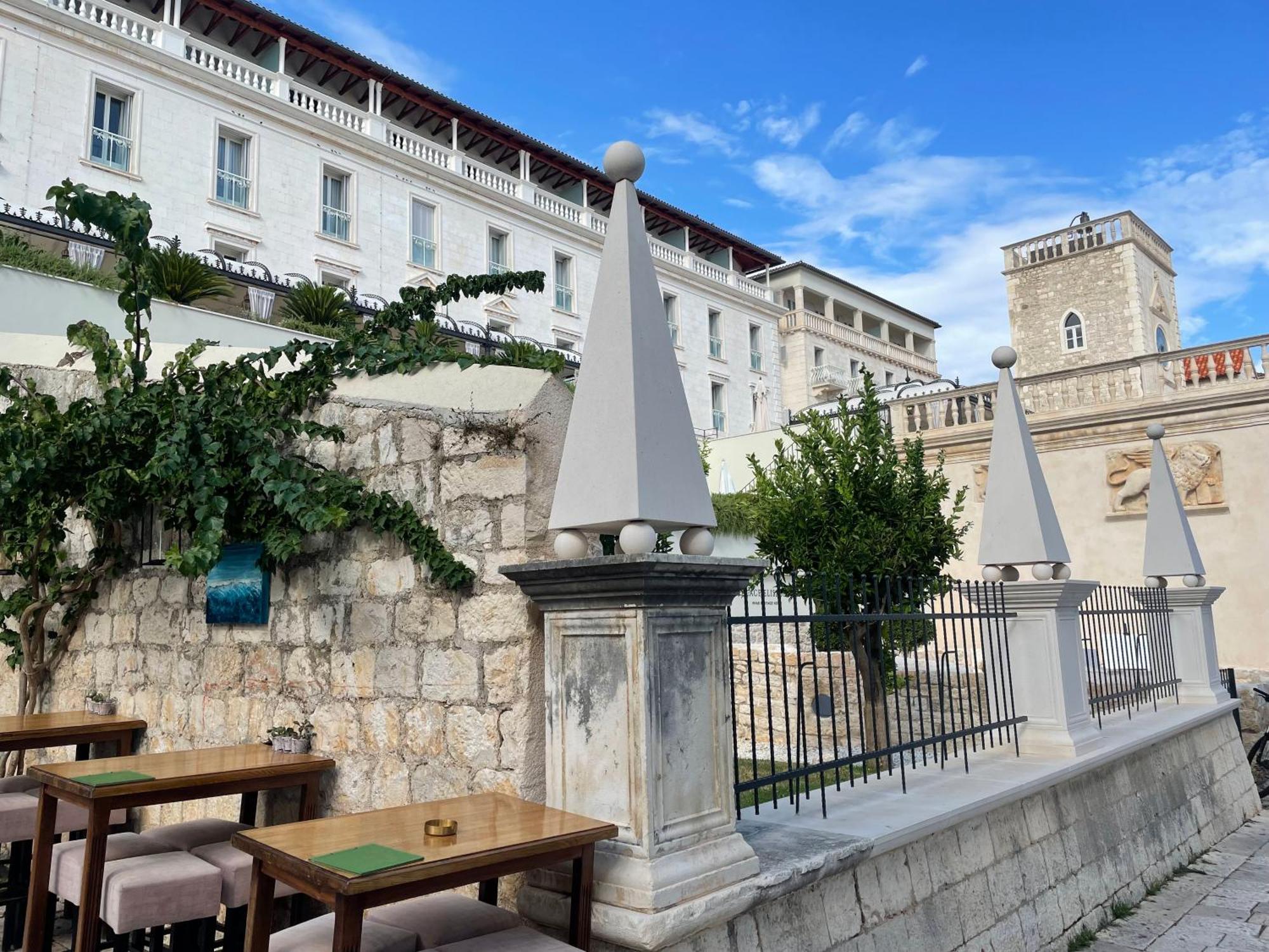 Apartments Sunny Elza Hvar Town Esterno foto